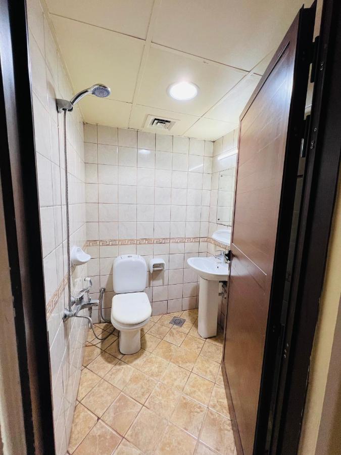 Comfort Tourist Place For Male 두바이 외부 사진
